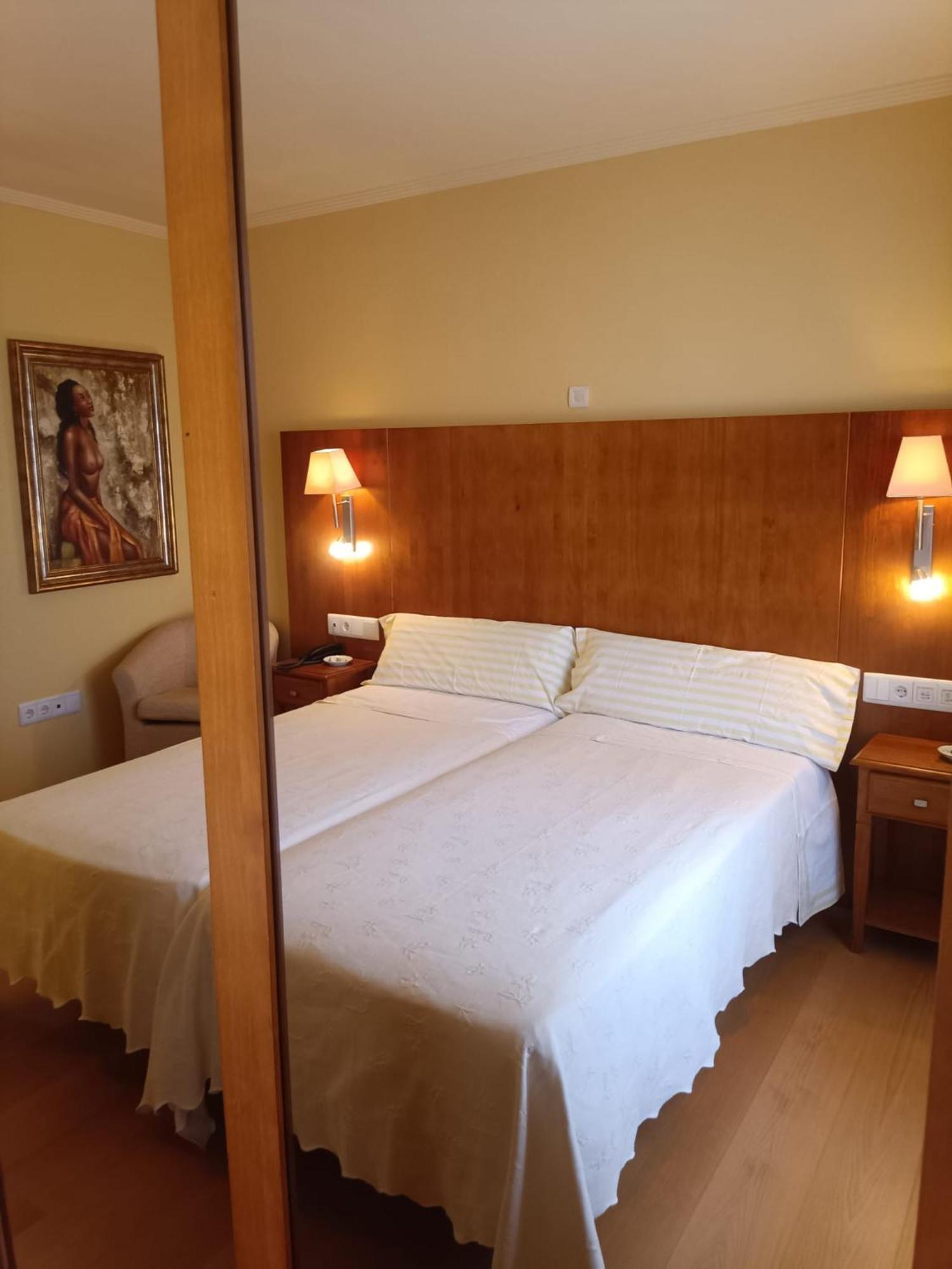 Hotel Villa De Larraga Luaran gambar